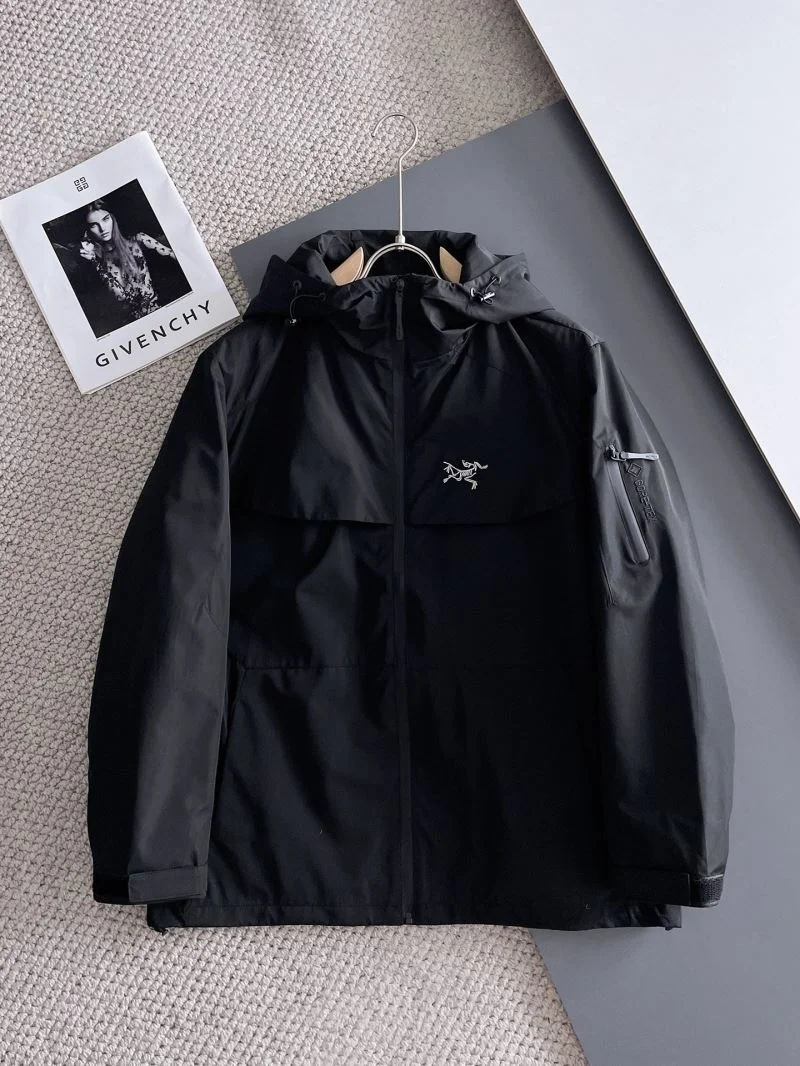 UrbanChic Arcteryx Outwear 163279