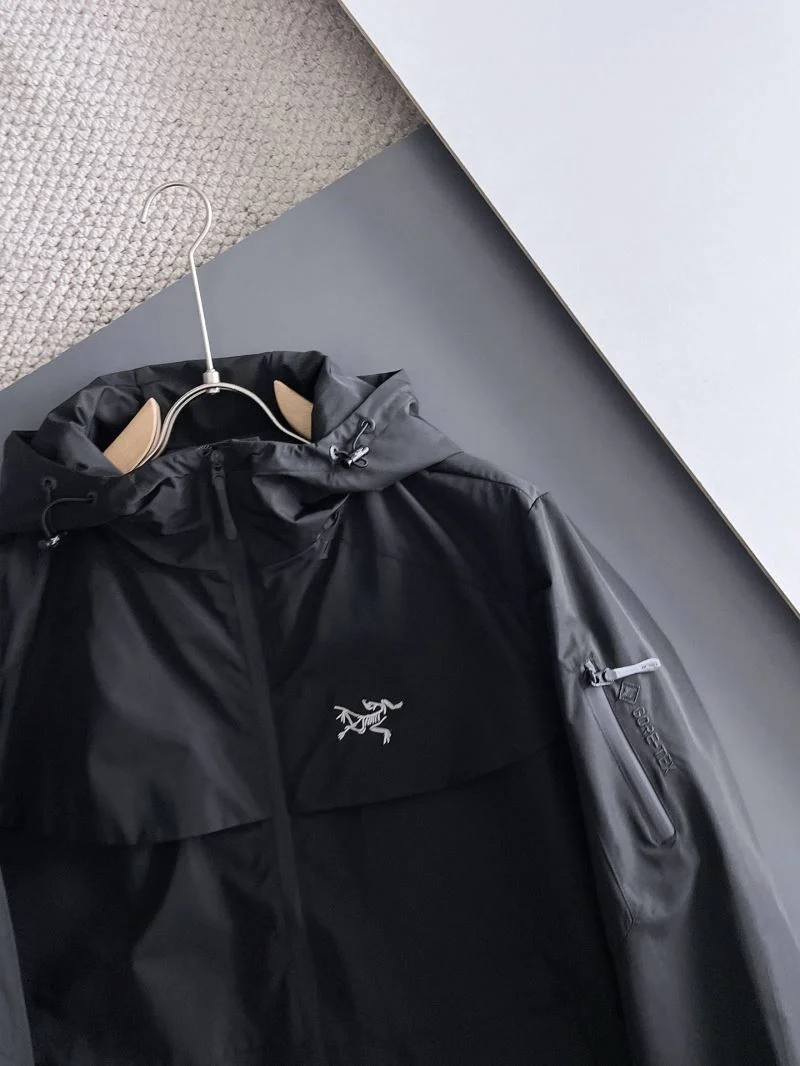 UrbanChic Arcteryx Outwear 163279