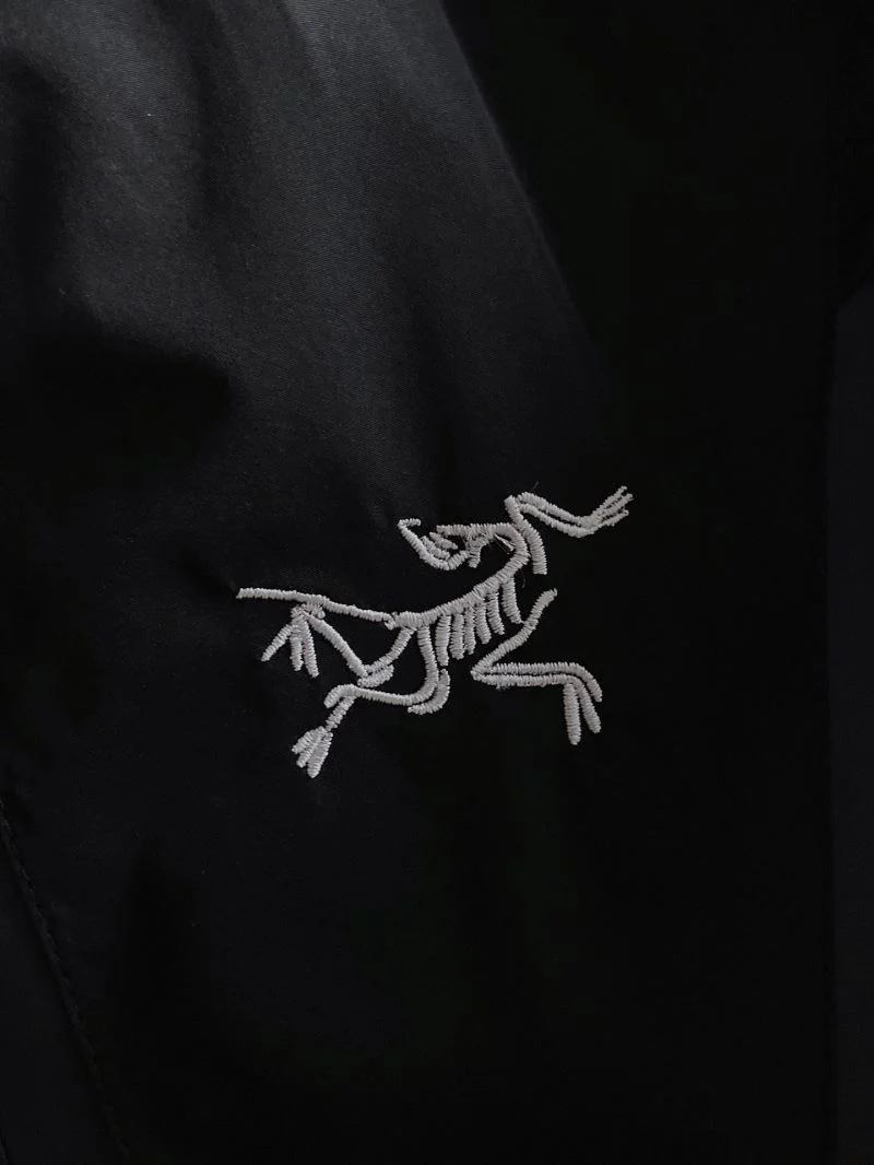 Versatile Arcteryx Outwear 163274