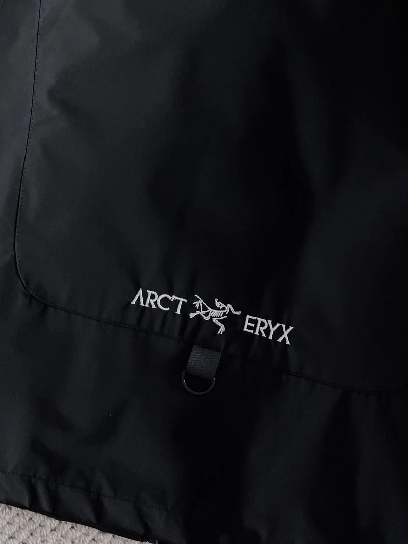 Arcteryx Outwear WaterResistant 163280