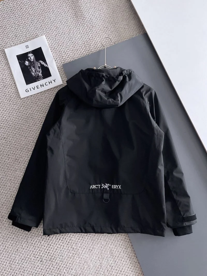 Arcteryx Outwear WaterResistant 163280