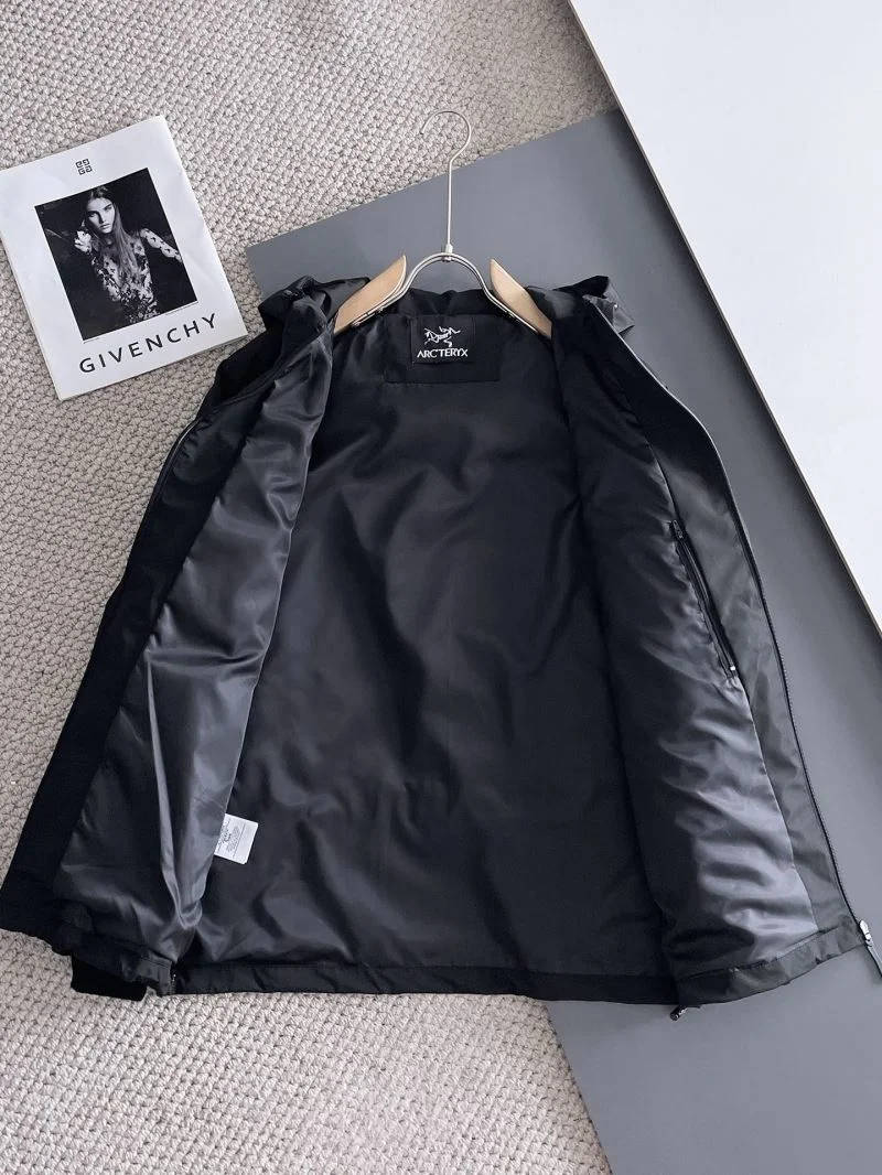 Arcteryx Outwear WaterResistant 163280