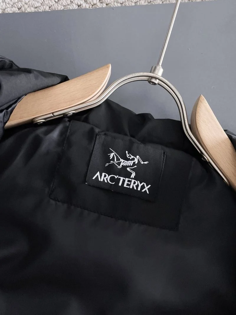 Arcteryx Outwear WaterResistant 163280