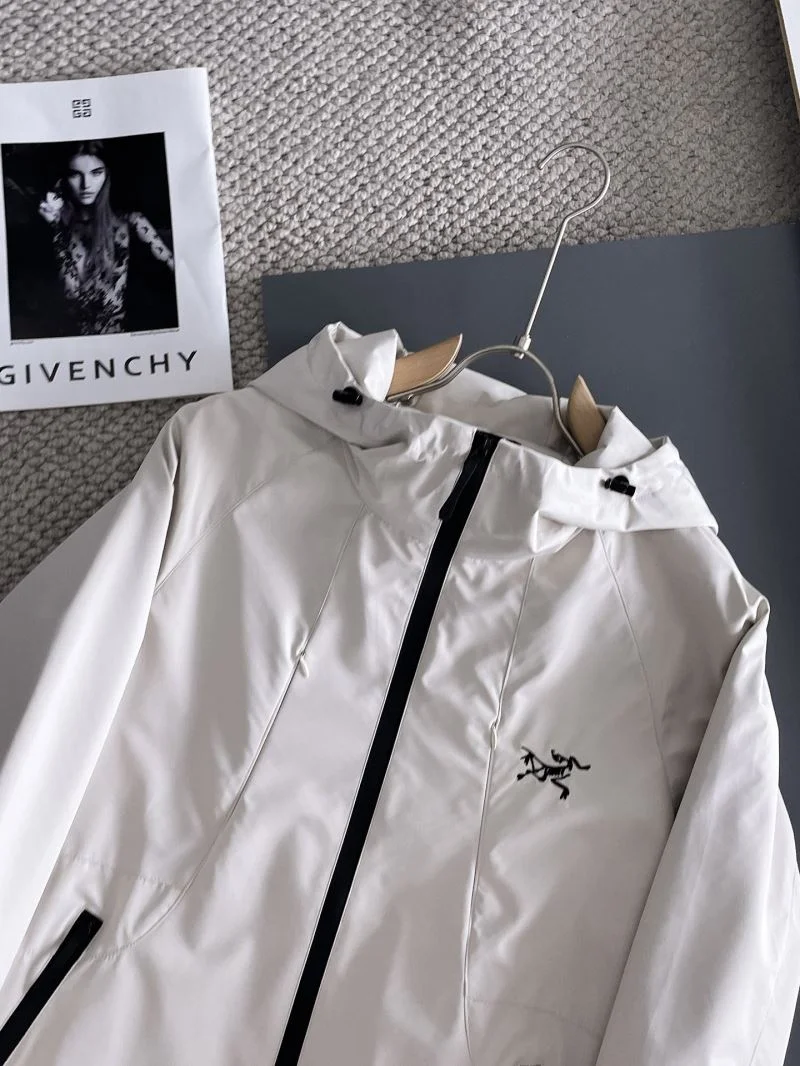 Supportive Arcteryx Outwear 163276