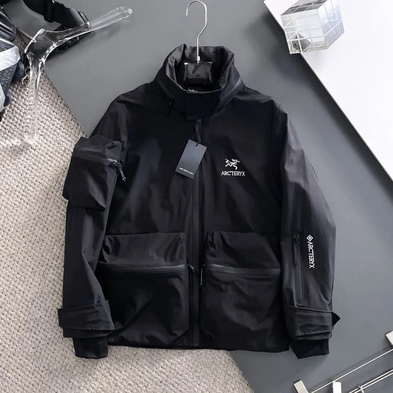Arcteryx Outwear Contemporary 163272