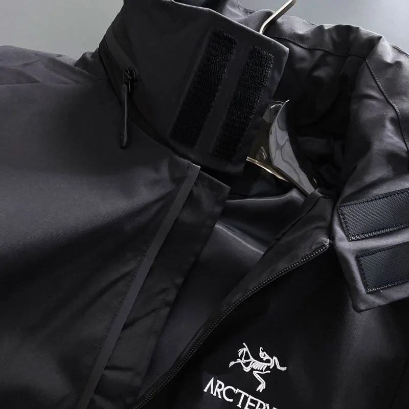 Arcteryx Outwear Contemporary 163272