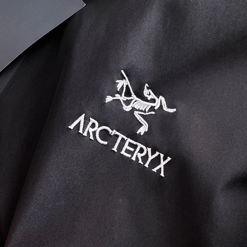 Arcteryx Outwear Contemporary 163272