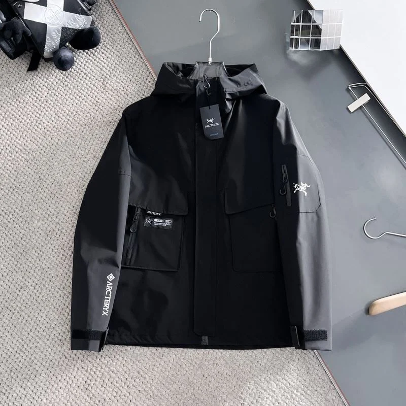 RelaxedFit Arcteryx Outwear 163262