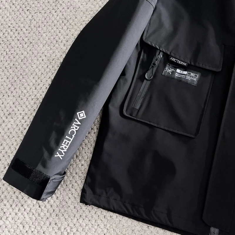 RelaxedFit Arcteryx Outwear 163262