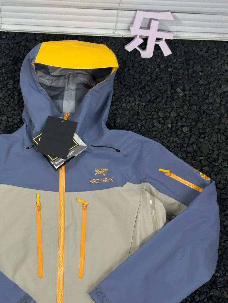 WellDesigned Arcteryx Outwear 163265