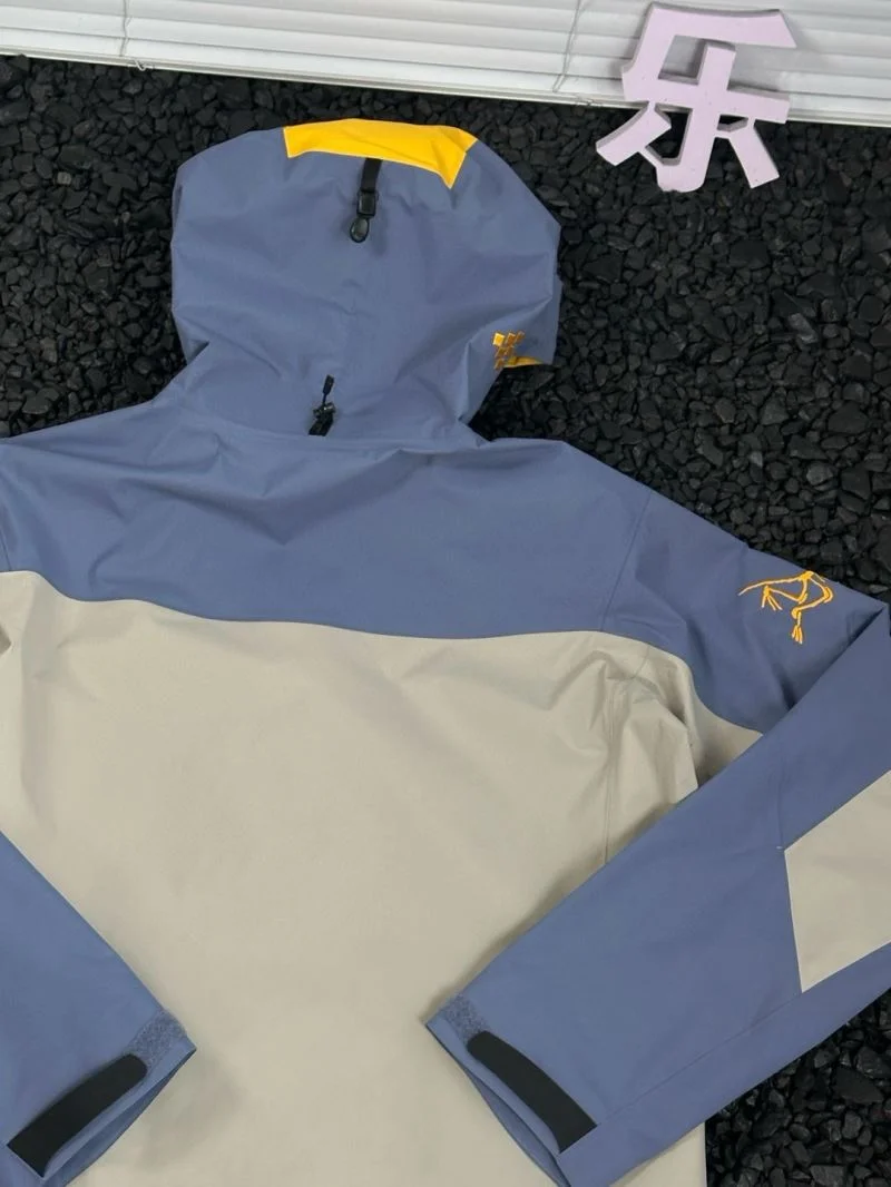 WellDesigned Arcteryx Outwear 163265