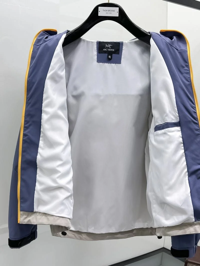 Arcteryx Outwear Original 163246