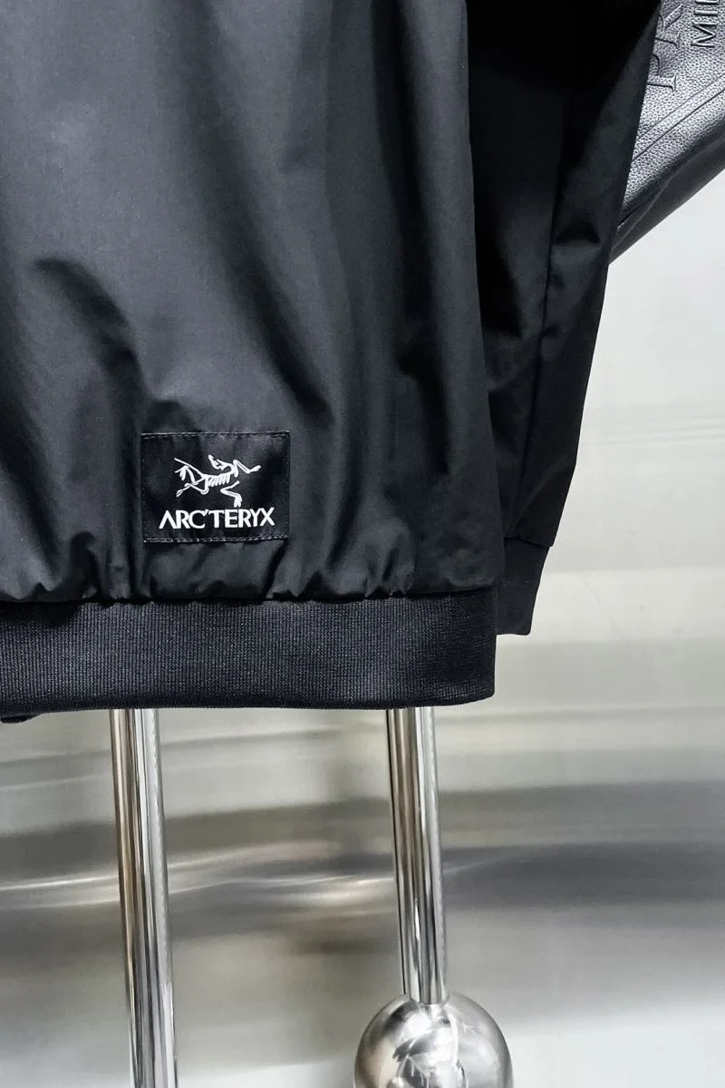 Modern Arcteryx Outwear 163244