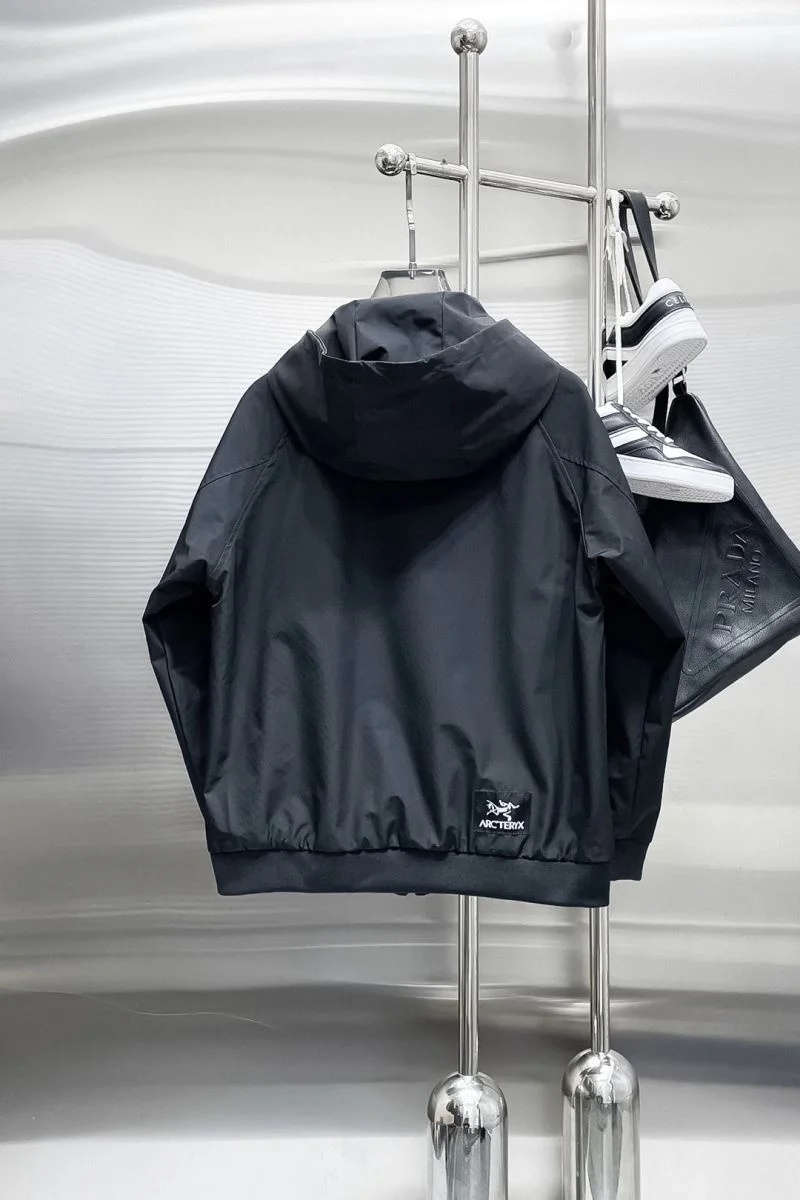 Modern Arcteryx Outwear 163244