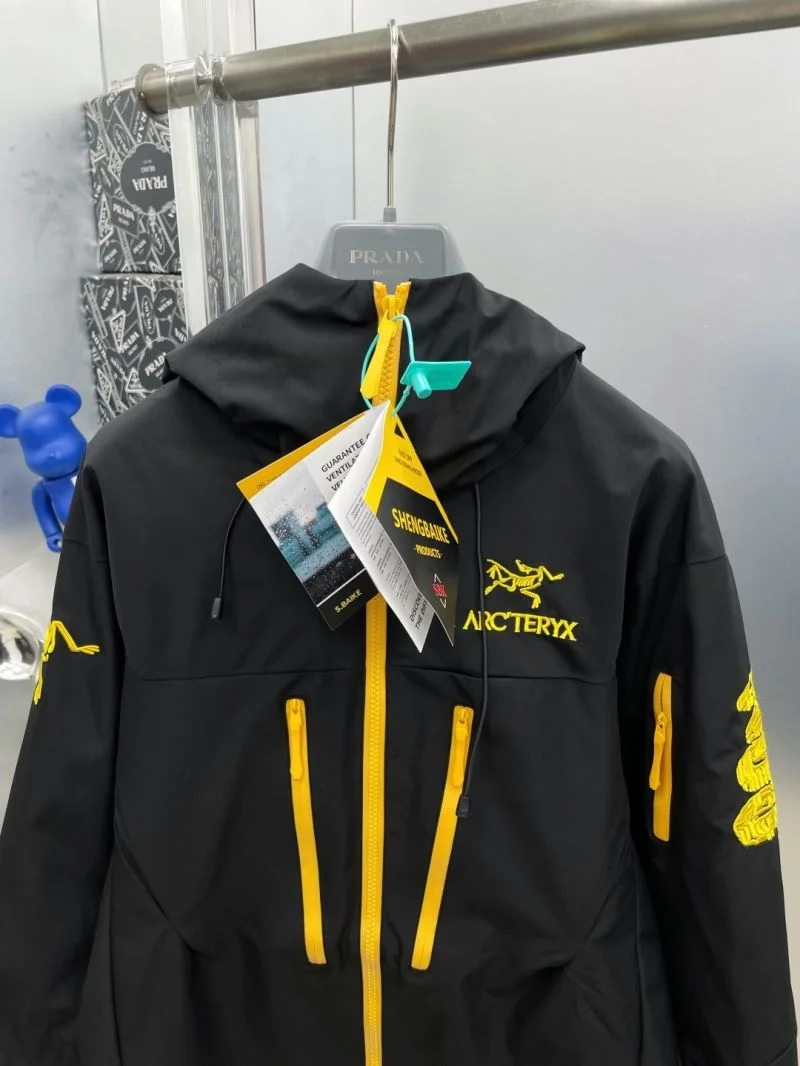 Comfortable Arcteryx Outwear 163240