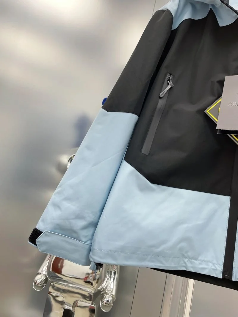 Trendy Arcteryx Outwear 163237