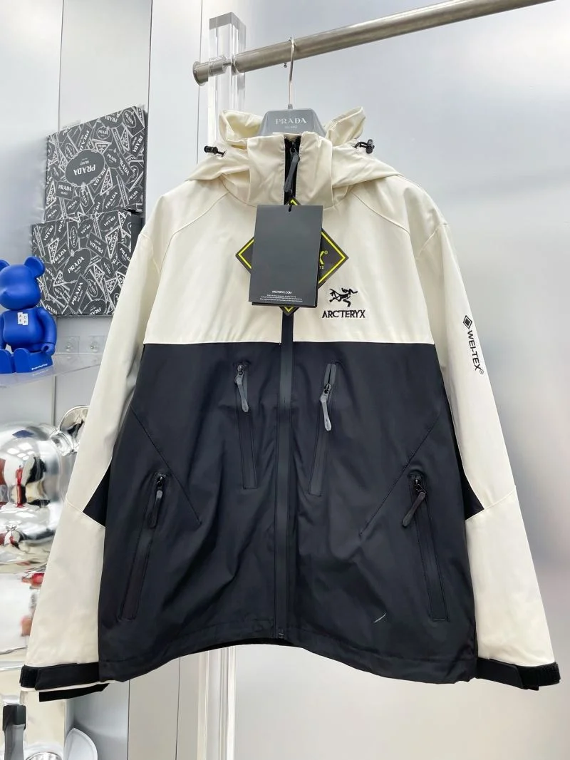 Arcteryx Outwear Colorful 163242