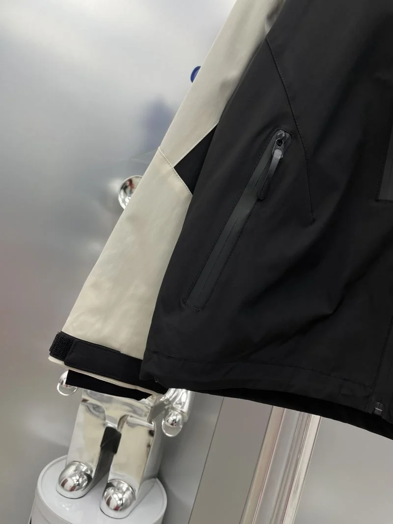 Arcteryx Outwear Colorful 163242