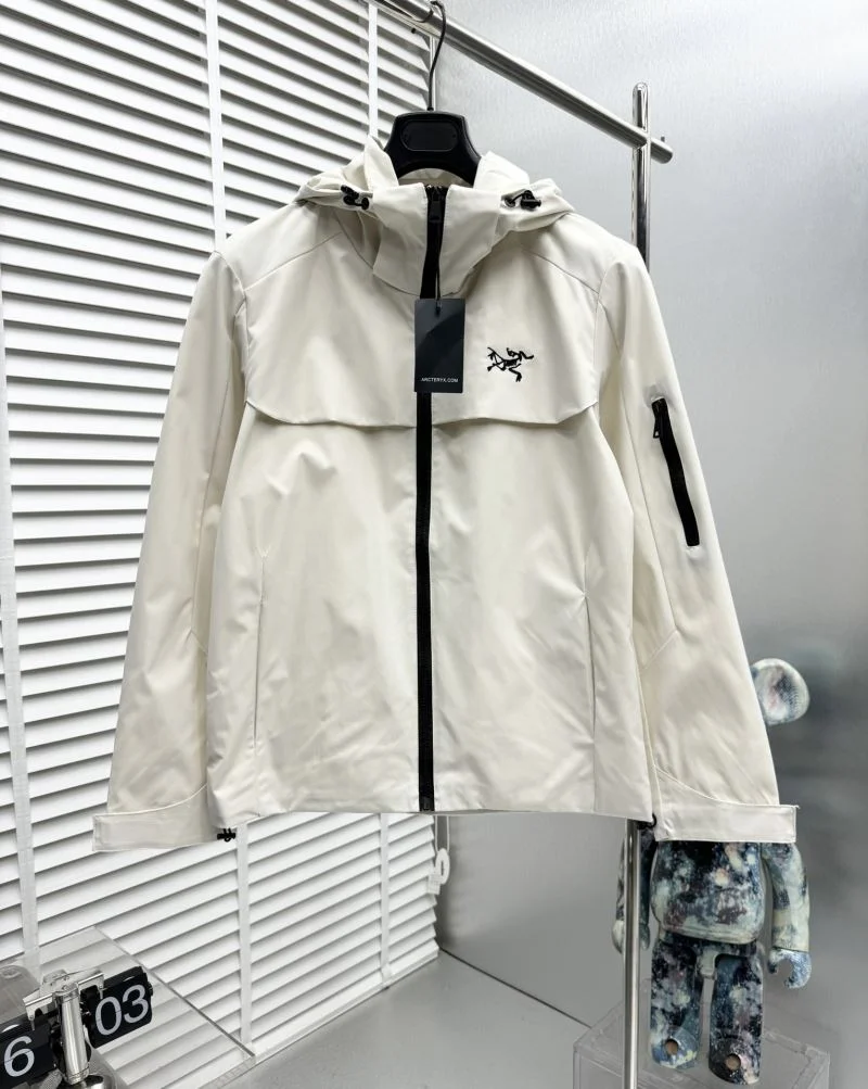 Contemporary Arcteryx Outwear 163277