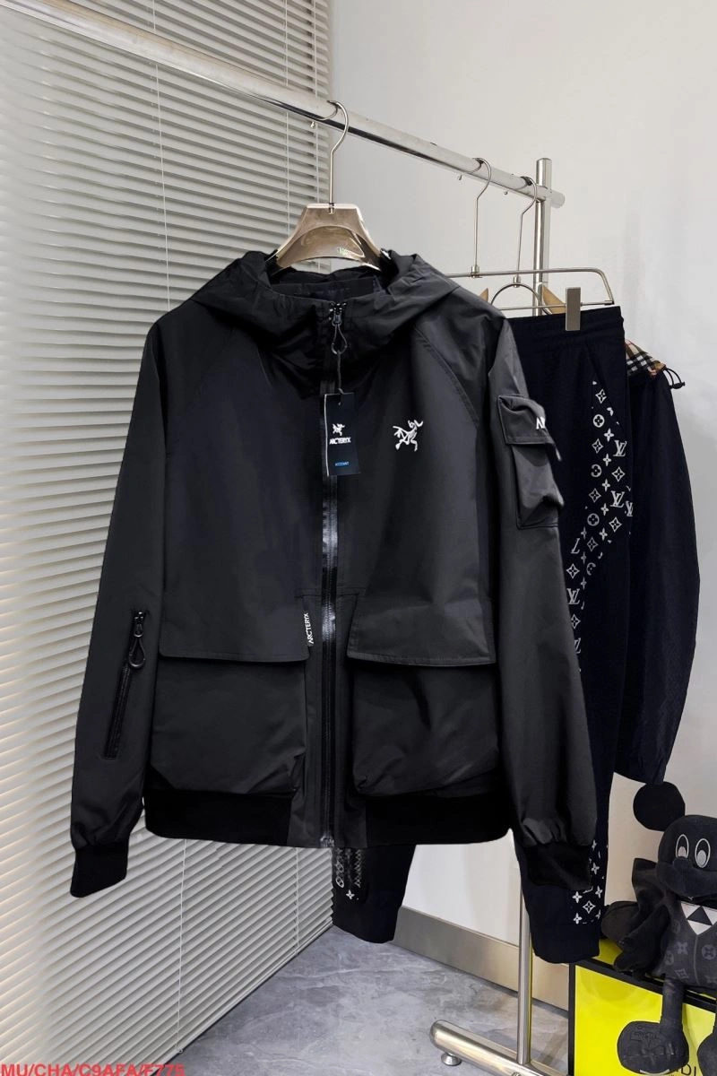 Efficient Arcteryx Outwear 162197
