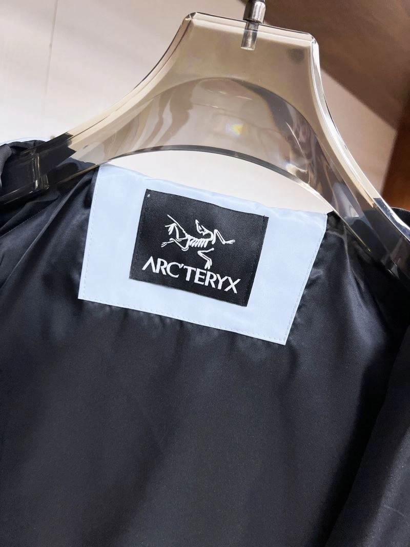 Arcteryx Outwear Supportive 162222