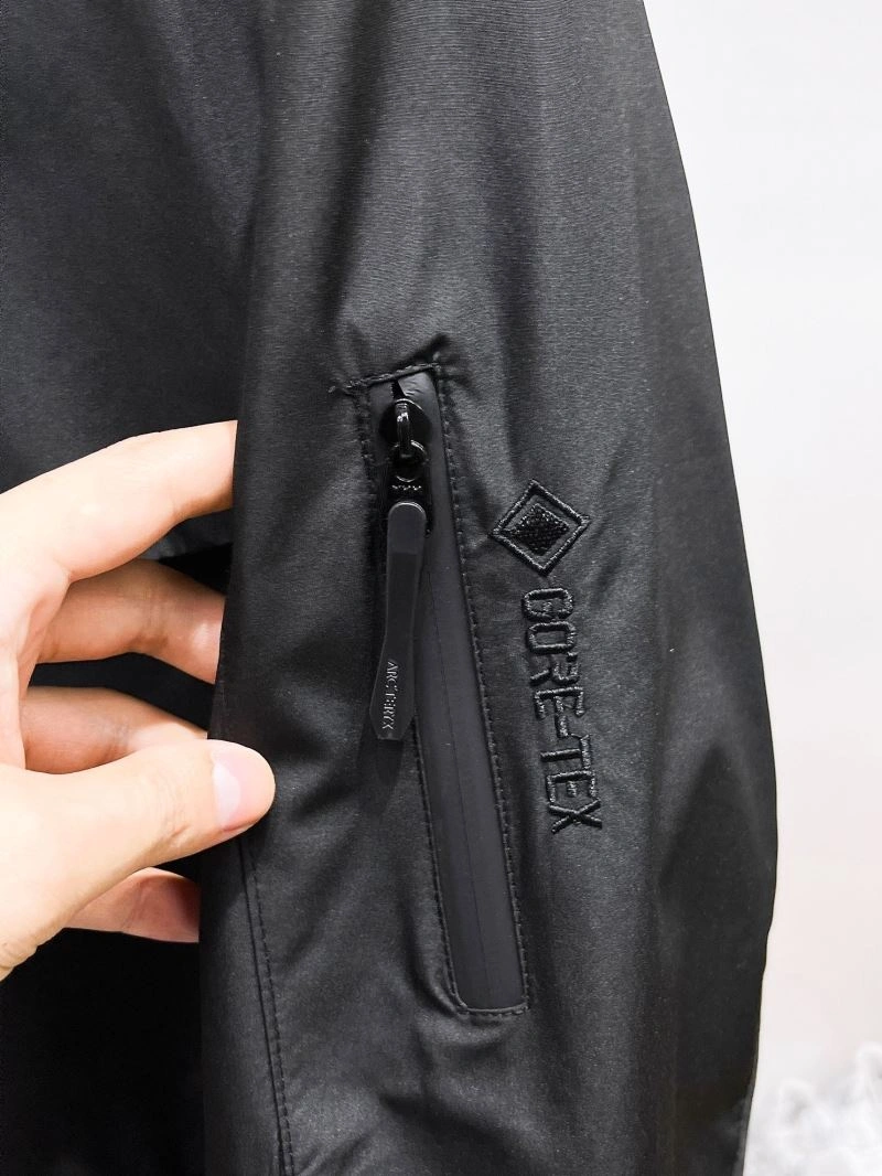 TechFriendly Arcteryx Outwear 162193