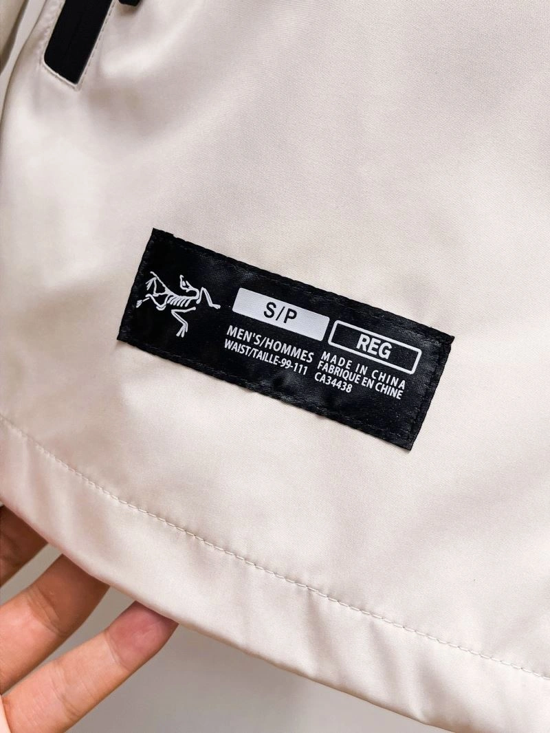 Arcteryx Outwear Timeless 162186