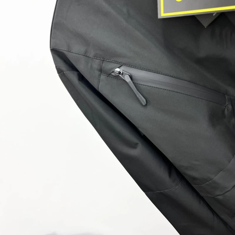 Arcteryx Outwear Reliable 162178