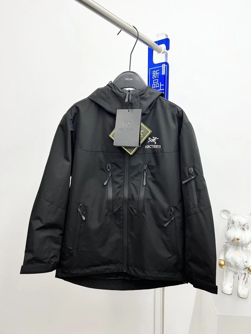 Arcteryx Outwear Stretchable 162177