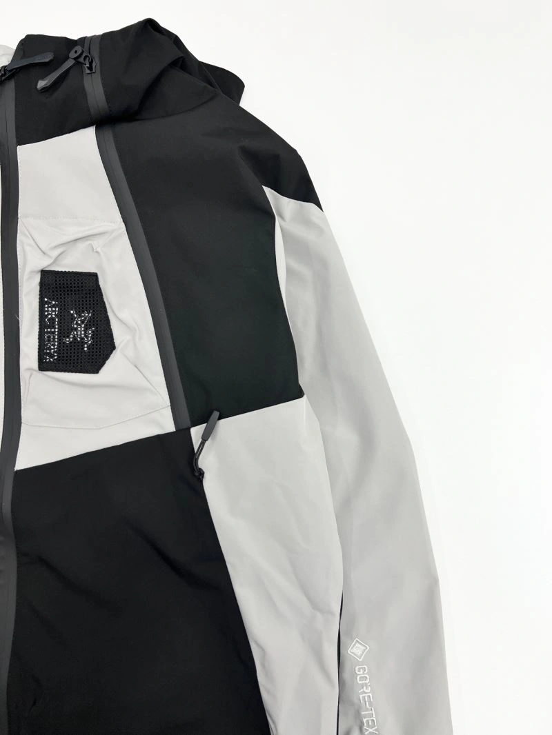 Arcteryx Outwear Lightweight 162173