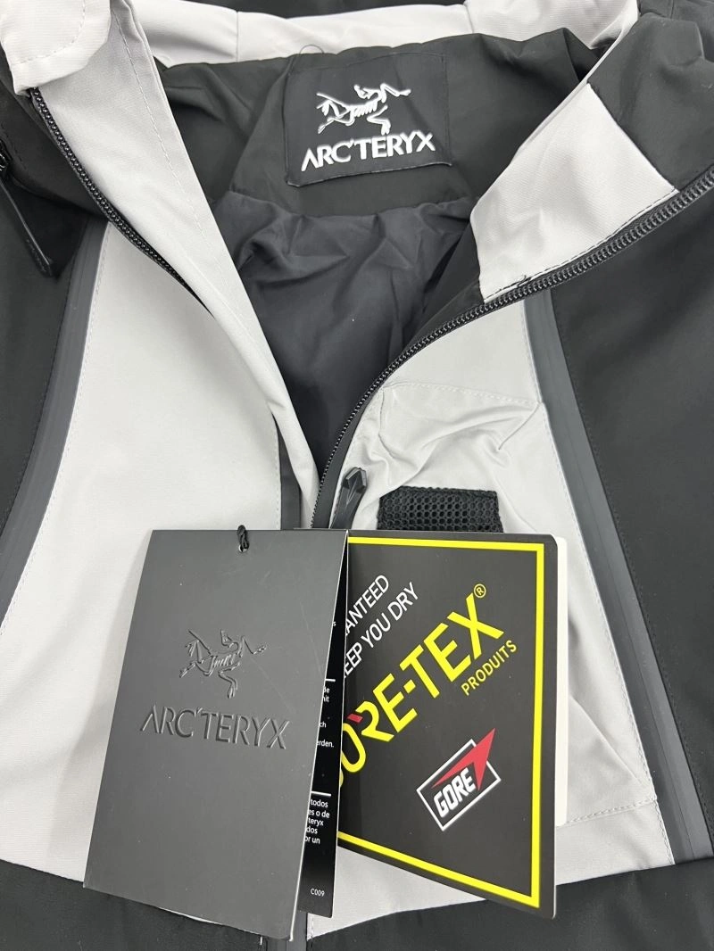 Arcteryx Outwear Lightweight 162173