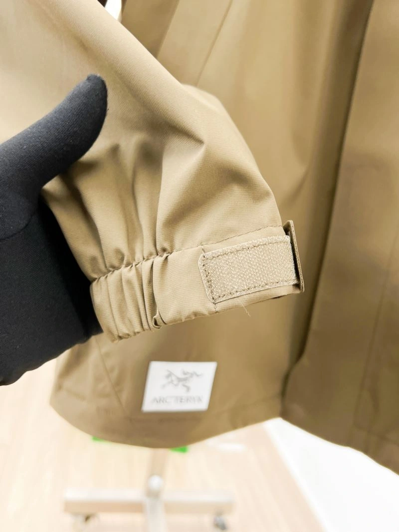 Arcteryx Outwear Minimalist 162168