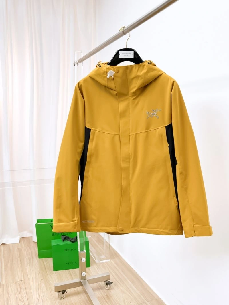 Arcteryx Outwear Flexible 162149