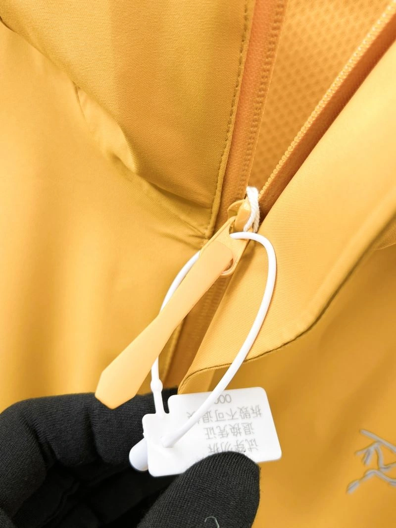 Arcteryx Outwear Flexible 162149