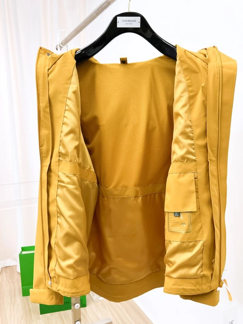Arcteryx Outwear Flexible 162149