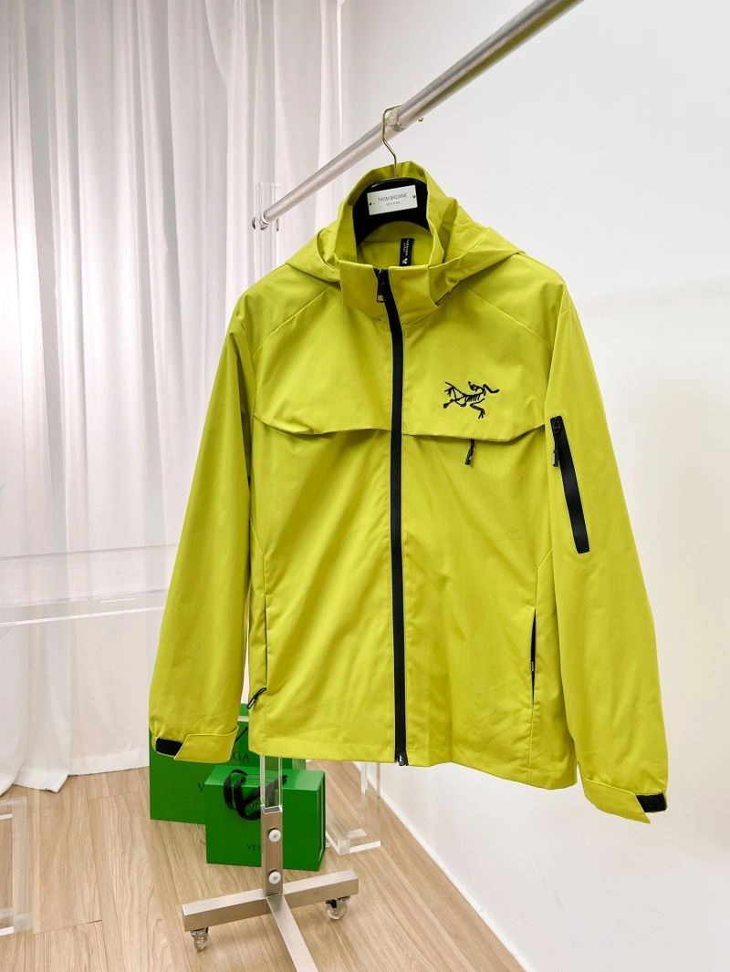 Arcteryx Outwear Lightweight 162140