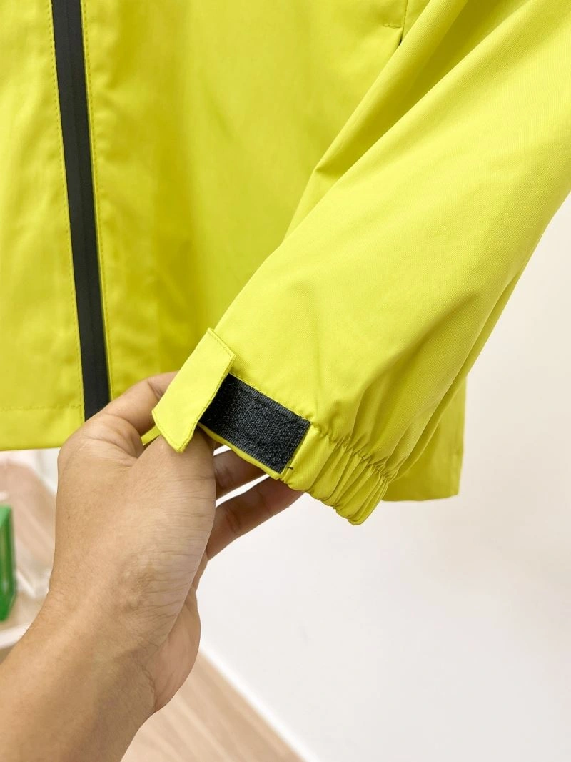 Arcteryx Outwear Lightweight 162140