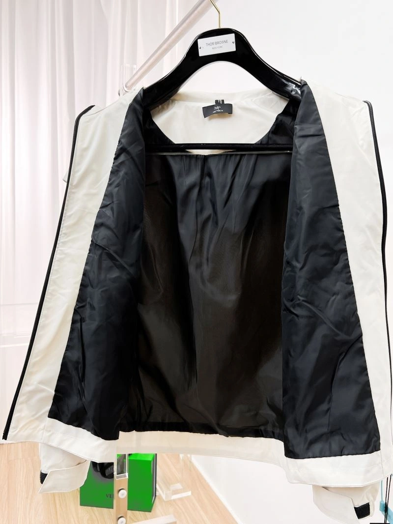 Breathable Arcteryx Outwear 162143