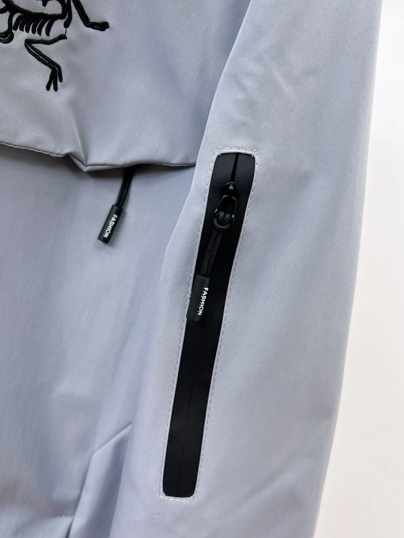 Arcteryx Outwear ZipUp 162137