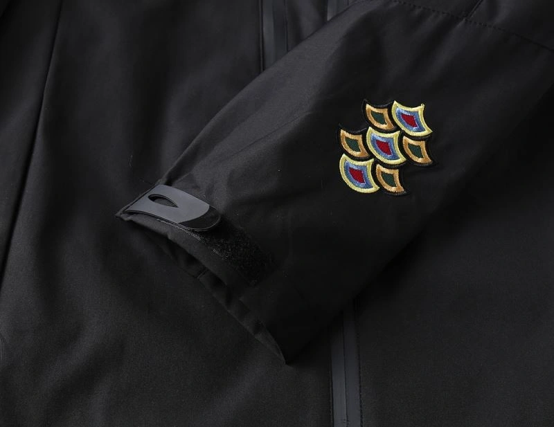 Arcteryx Outwear Contemporary 162130