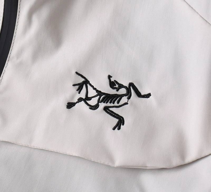 Arcteryx Outwear Seasonal 162133
