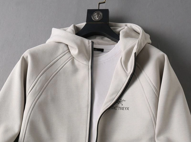 Thermal Arcteryx Outwear 162127