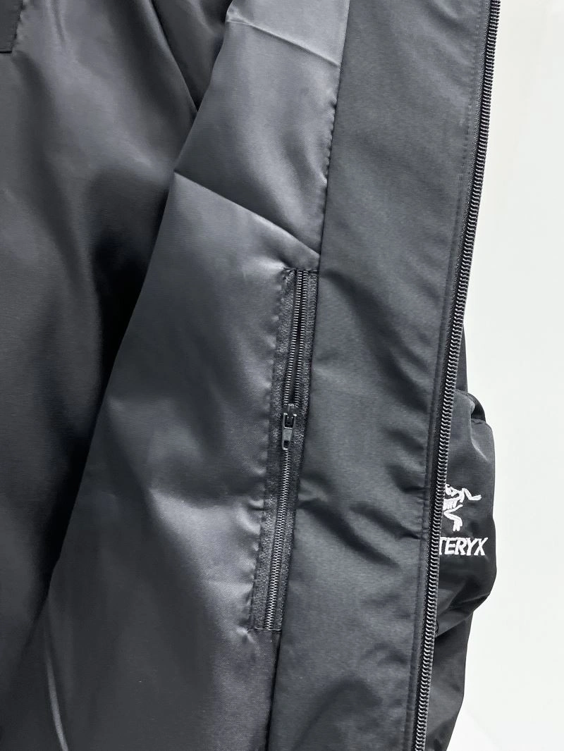 Arcteryx Outwear Sporty 162163