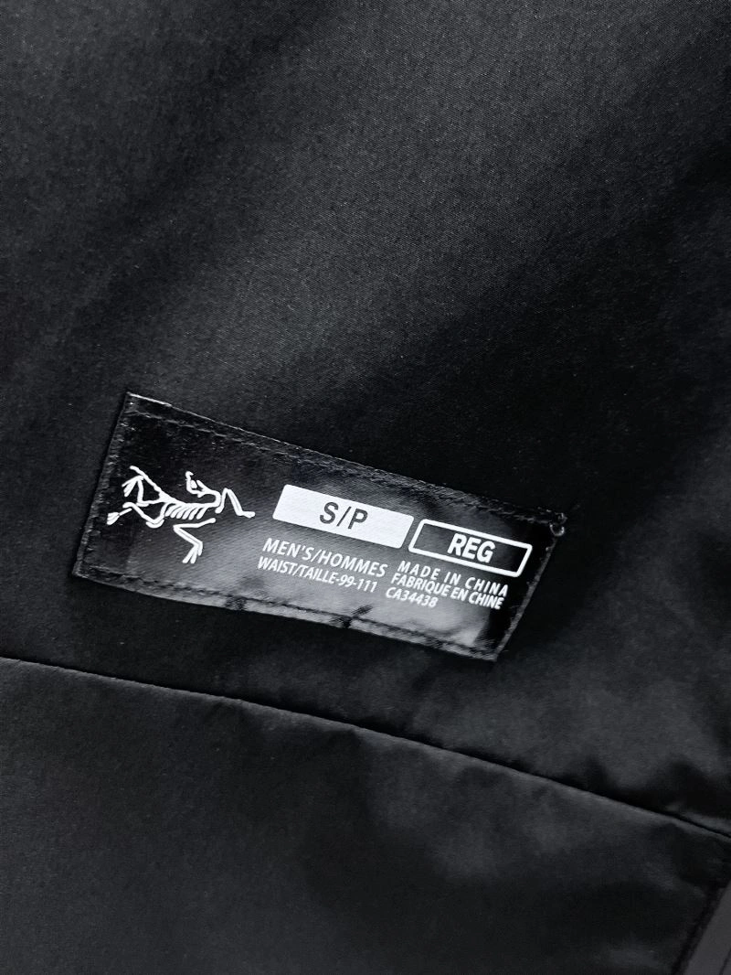 Arcteryx Outwear Sporty 162163