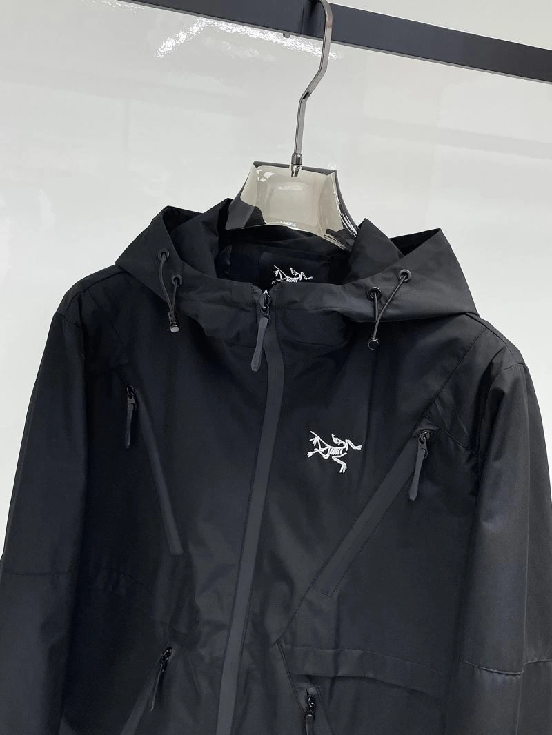 Arcteryx Outwear WeatherProof 162123