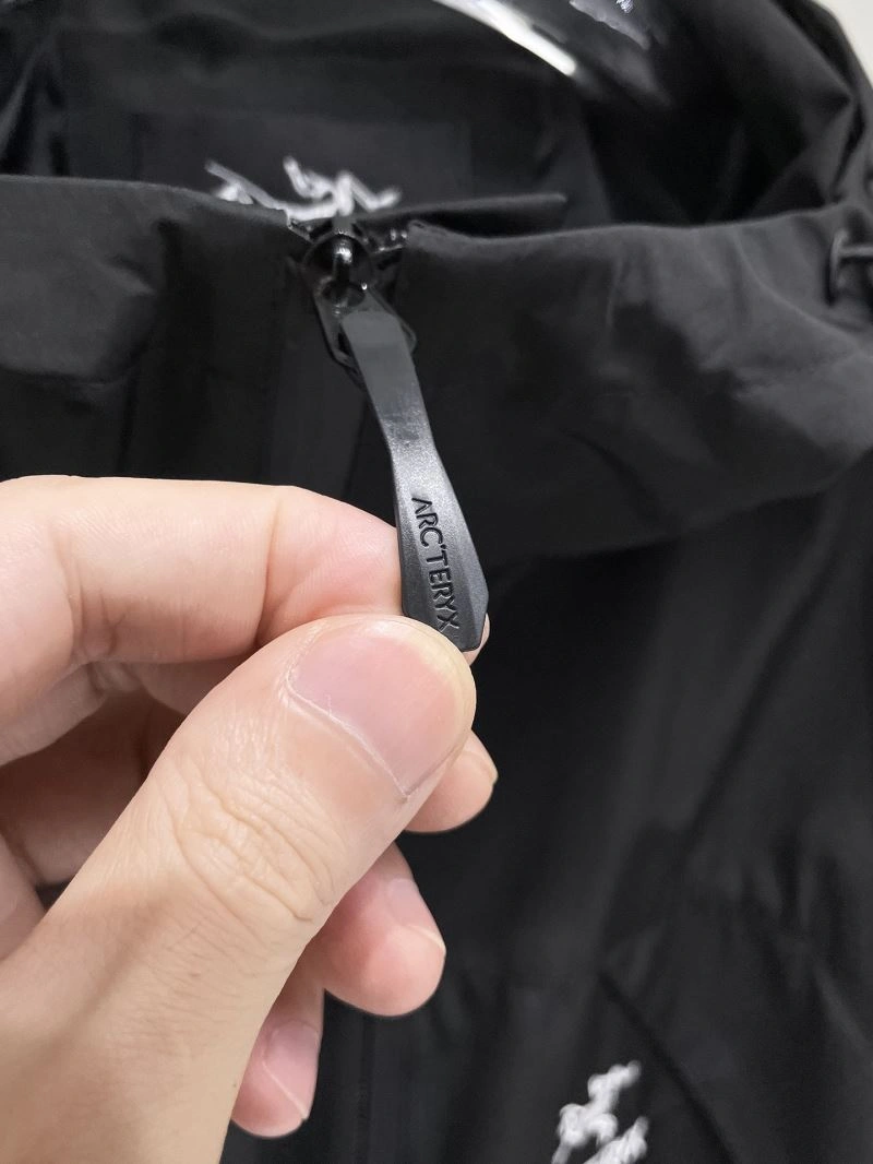 Arcteryx Outwear Bright 162172