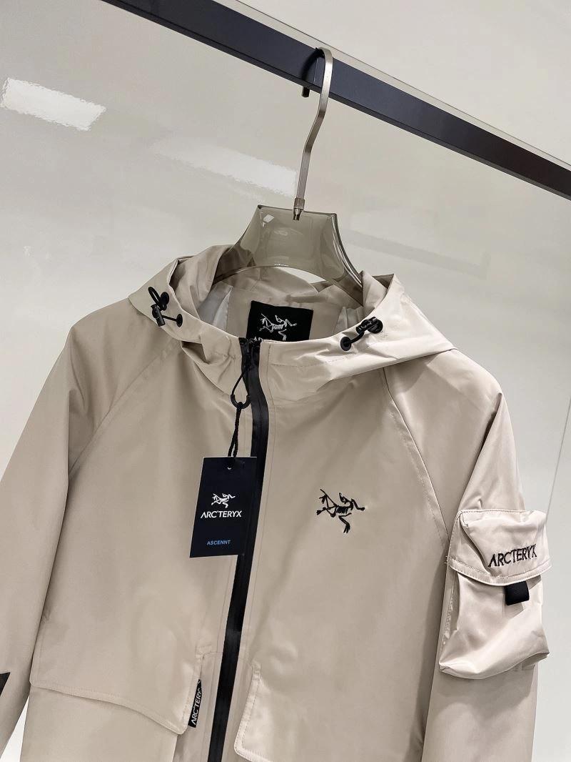 Comfortable Arcteryx Outwear 162154