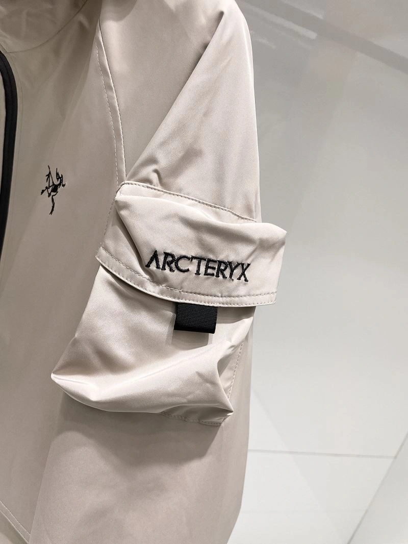 Comfortable Arcteryx Outwear 162154