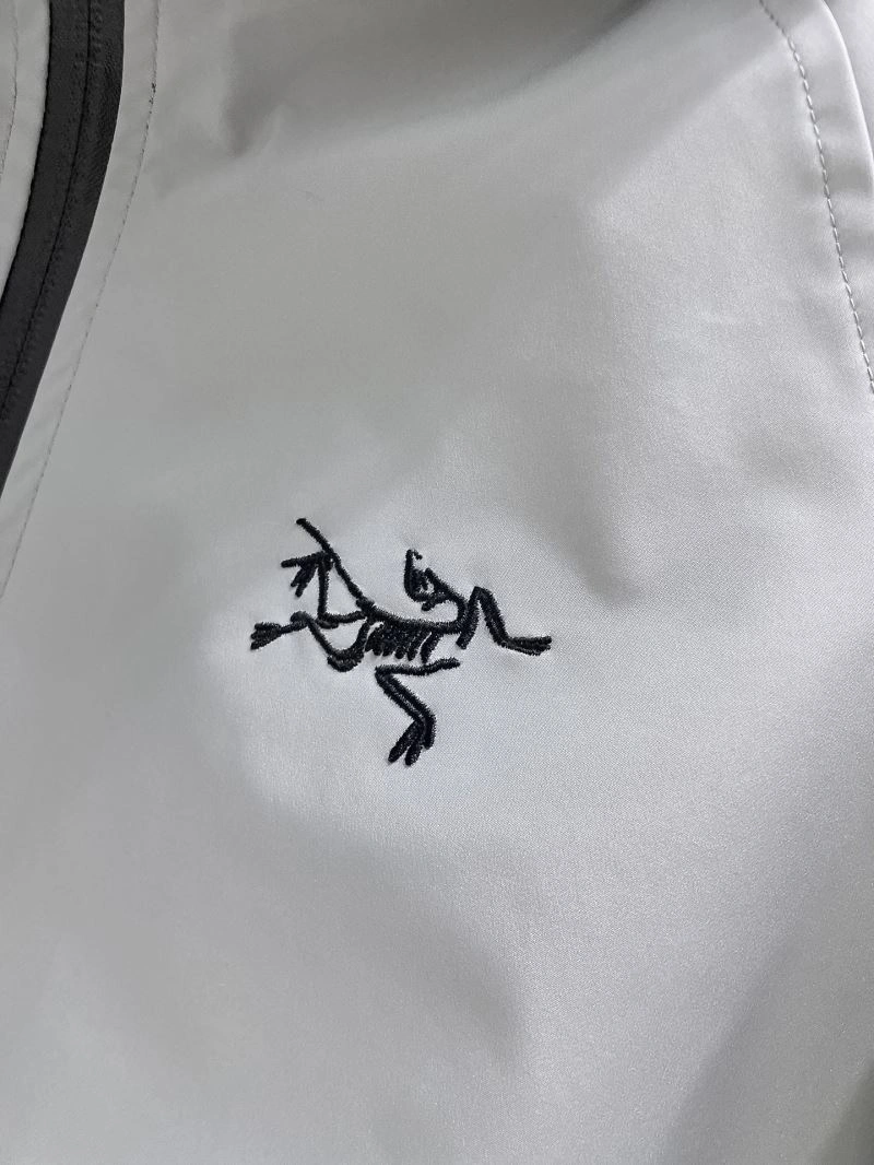 Tailored Arcteryx Outwear 162117
