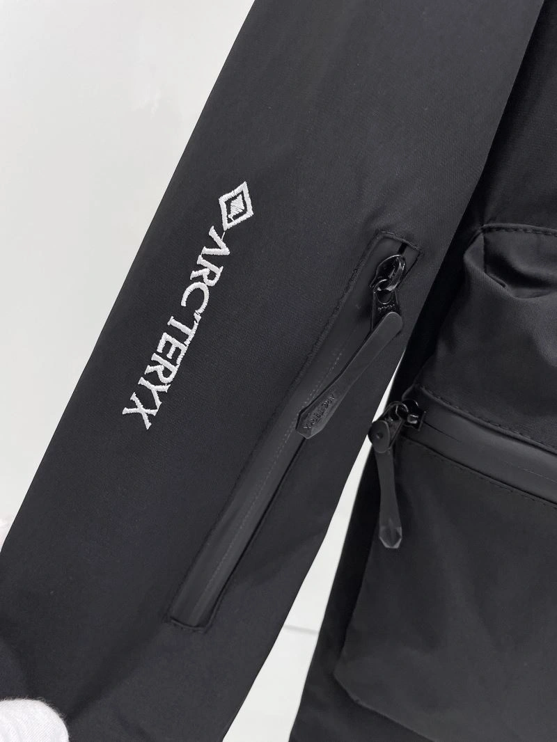 WrinkleFree Arcteryx Outwear 162116
